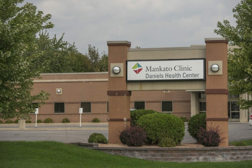 Mankato Clinic Daniels Health Center in St. Peter, MN